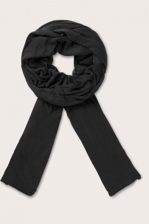 Amega Scarf Black
