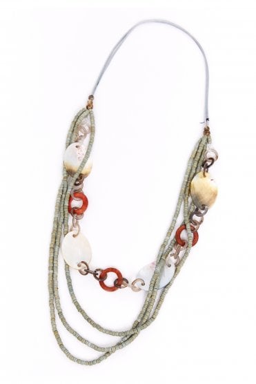 Disc Necklace Camelia