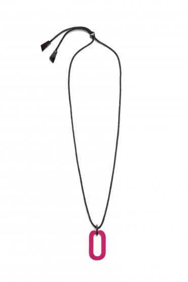 Rectangle Horn Pendant Black Nat/fuchsia