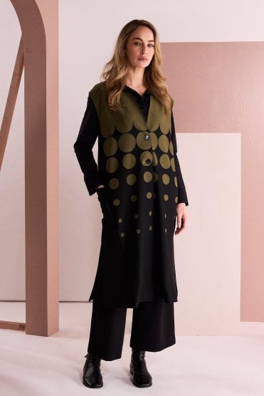 Spot Border Print Long Line Waistcoat Black/avocado