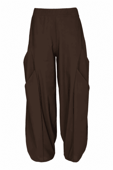 Trouser With Tuck Detail Choko